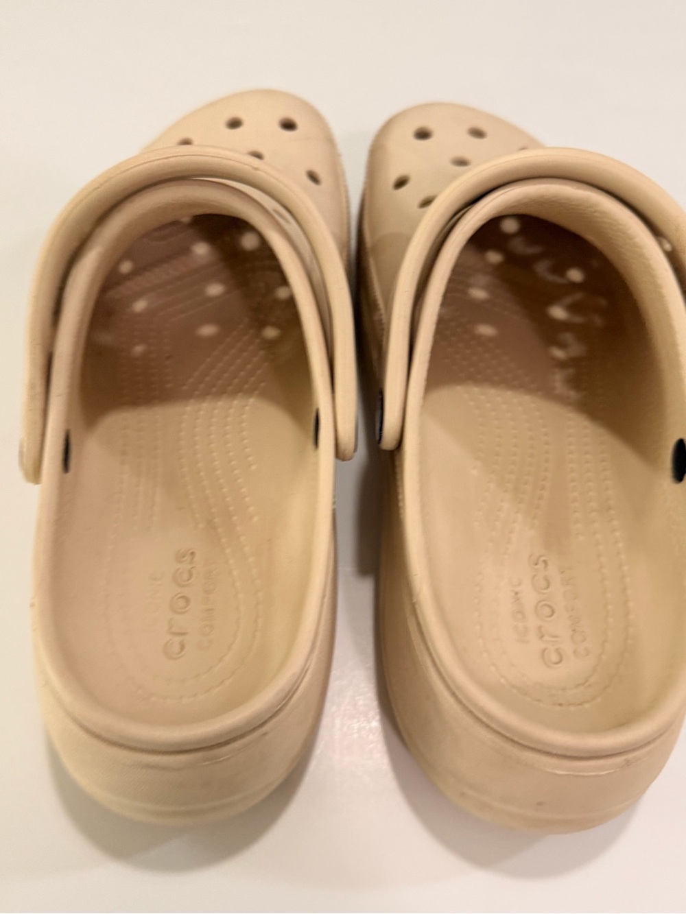 Crocs Iconic Comfort Chunky Platform Slip On Clogs Beige Tan Size 9 - Picture 6 of 9